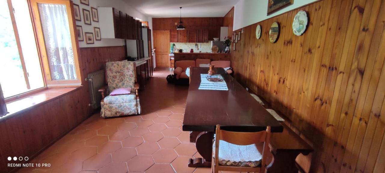 Casa Belvedere A Valle San Martino Di Spoleto Eksteriør billede