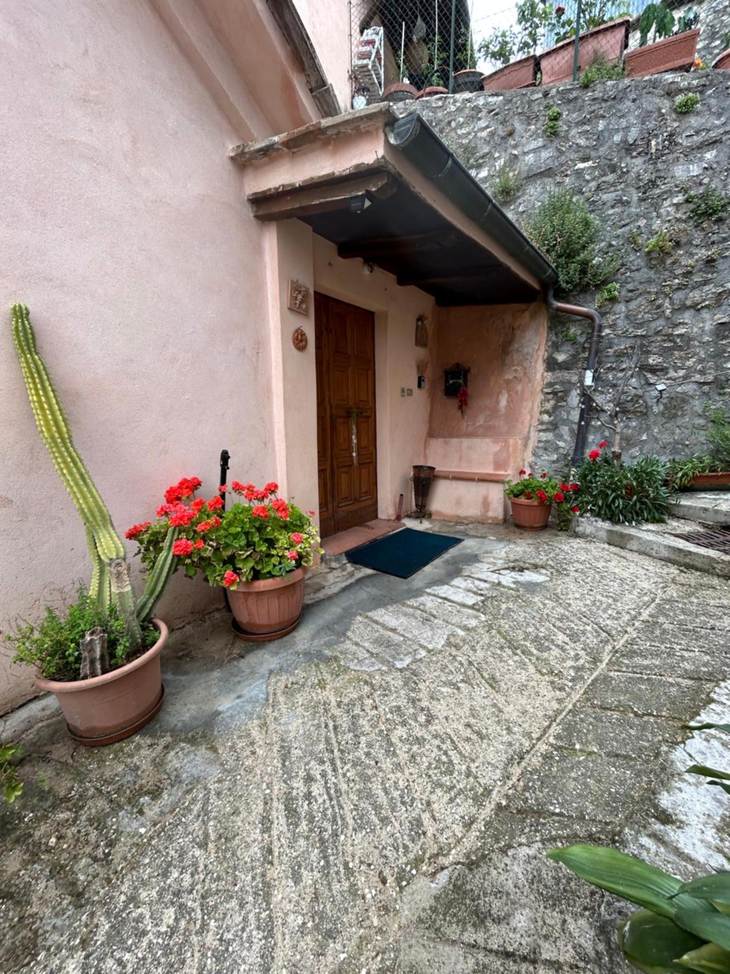 Casa Belvedere A Valle San Martino Di Spoleto Eksteriør billede